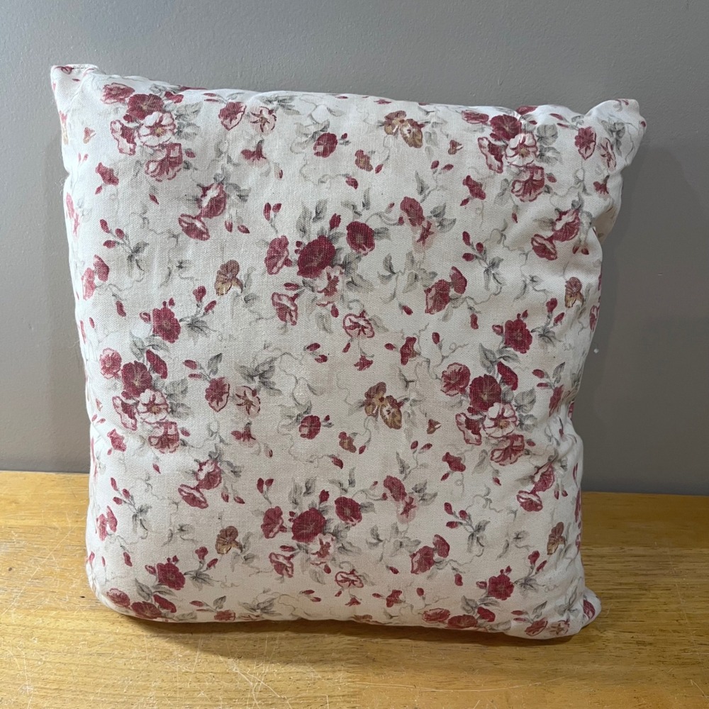 Vtg Waverly Norfolk Rose Floral Throw Pillow Red Cream 16x16 Square Cottagecore